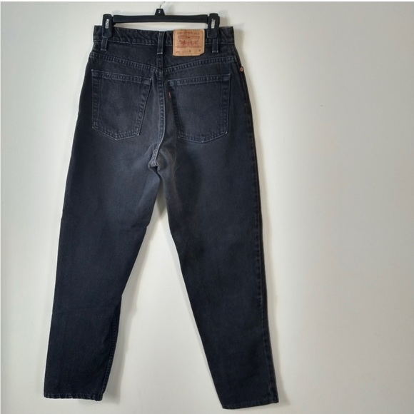 LEVI’S 551 Black Relaxed Tapered Leg Jeans - Picture 3 of 9